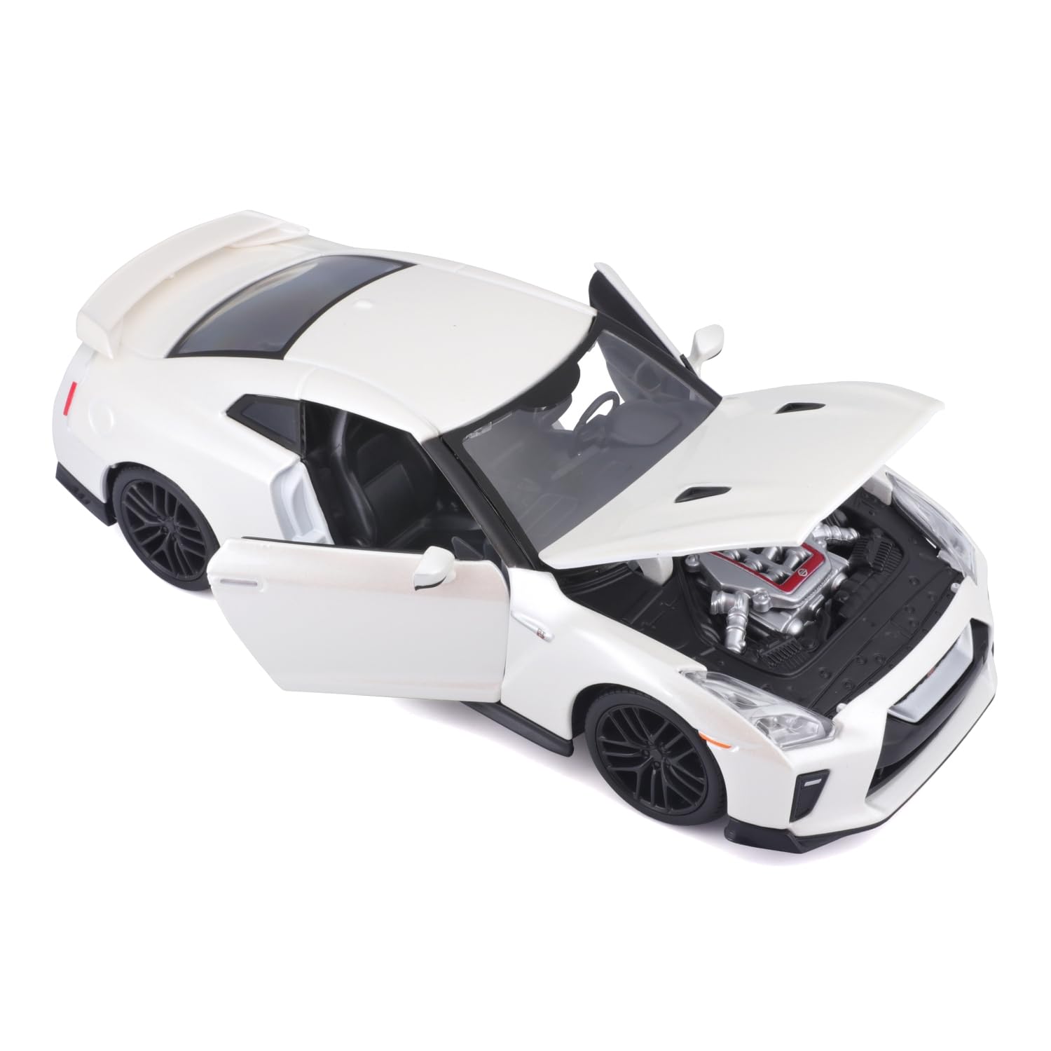 Amazon.com: Bburago B18-21082 Nissan GT-R 2017